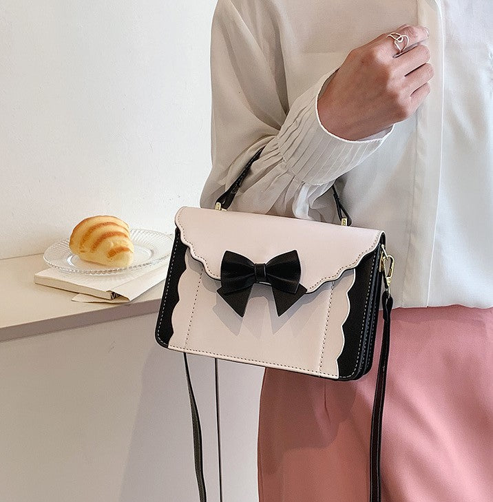 Vintage Black & White Bow Crossbody Bag